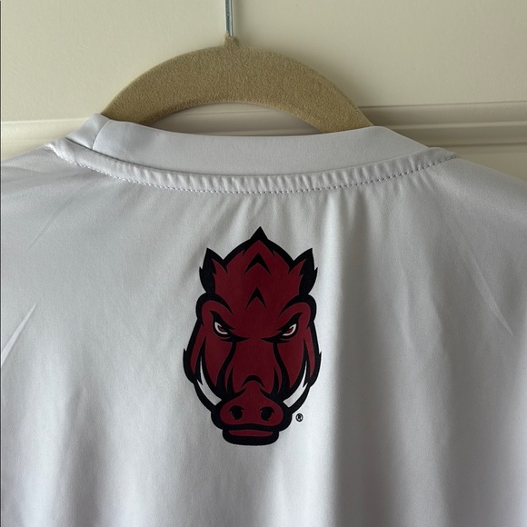 Arkansas Razorbacks White T-Shirt - Picture 4 of 5